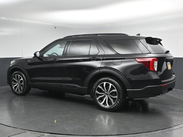 Certified 2024 Ford Explorer ST-Line w/ Class IV Trailer Tow Package AWD/4WD image 5