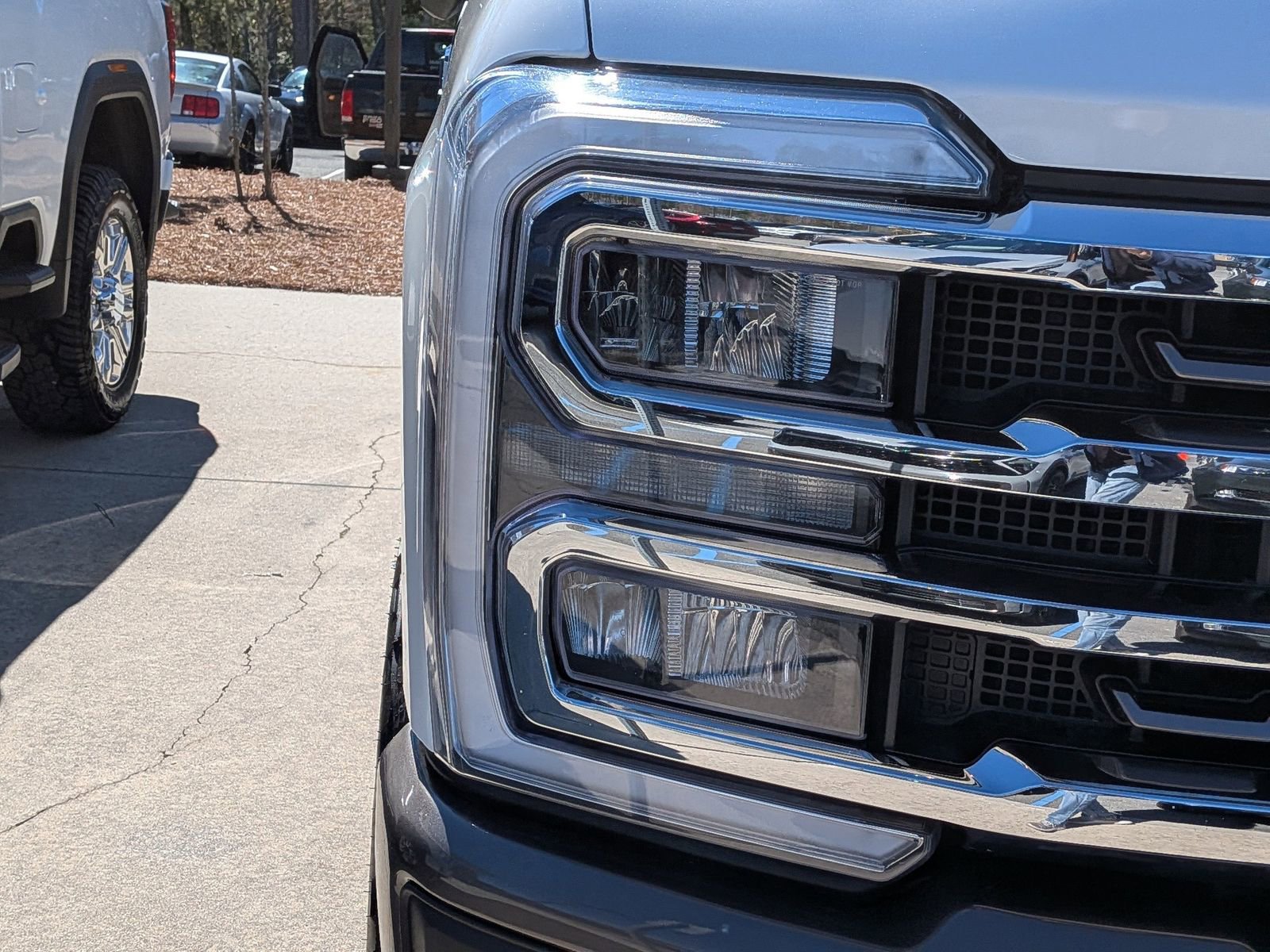 Certified 2023 Ford F350 King Ranch w/ FX4 Off-Road Package image 10