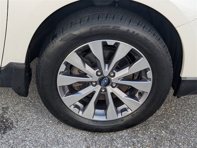 Used 2017 Subaru Outback 3.6R Touring image 17