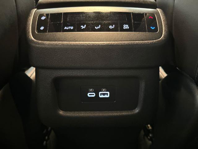 Used 2025 Nissan Pathfinder Rock Creek AWD/4WD image 30