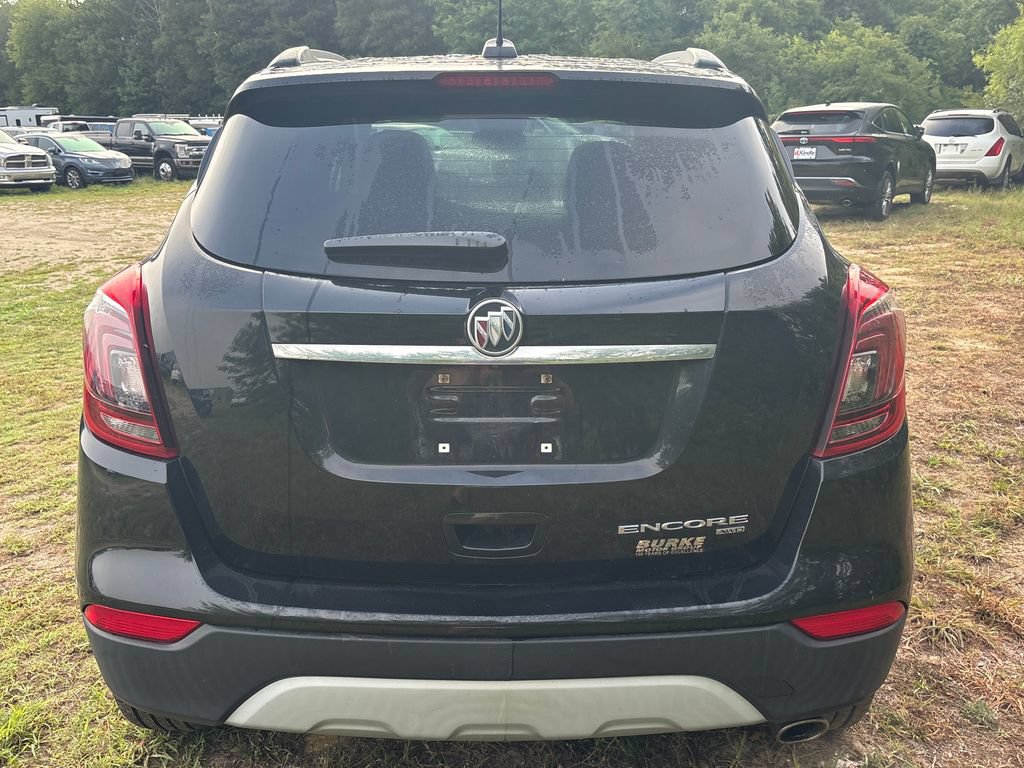 Used 2022 Buick Encore Preferred w/ Safety Package AWD/4WD image 14