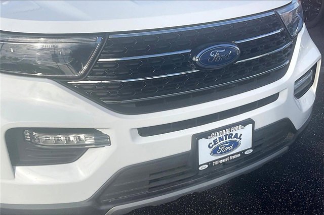 Certified 2021 Ford Explorer XLT w/ Equipment Group 202A image 28