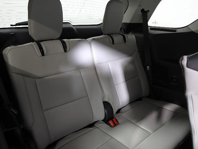 Certified 2025 Ford Explorer Active w/ Active Comfort Package image 11