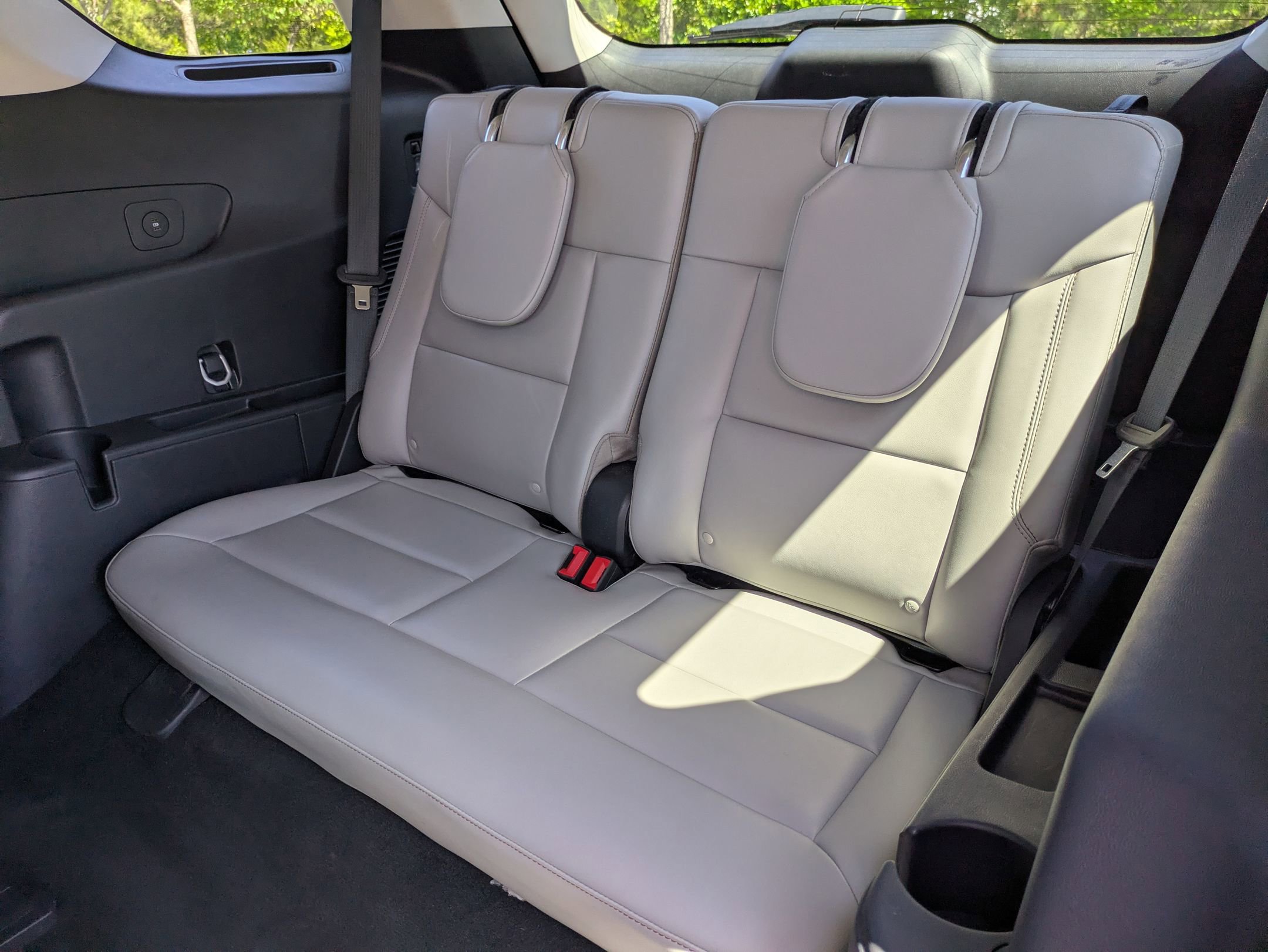 Certified 2025 Ford Explorer Active w/ Active Comfort Package AWD/4WD image 29