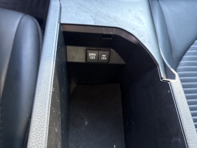 Used 2023 Toyota Camry SE FWD image 27