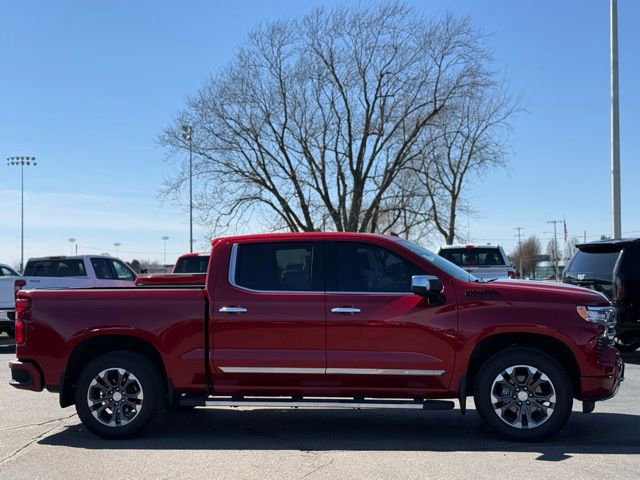 Used 2023 Chevrolet Silverado 1500 High Country w/ Z71 Off-Road Package AWD/4WD image 10