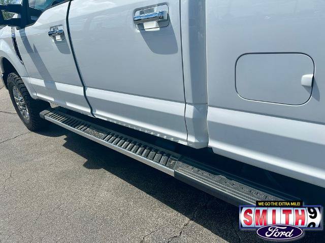 Certified 2022 Ford F250 XLT w/ XLT Premium Package AWD/4WD image 19