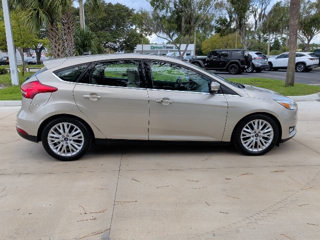 Certified 2017 Ford Focus Titanium FWD image 4