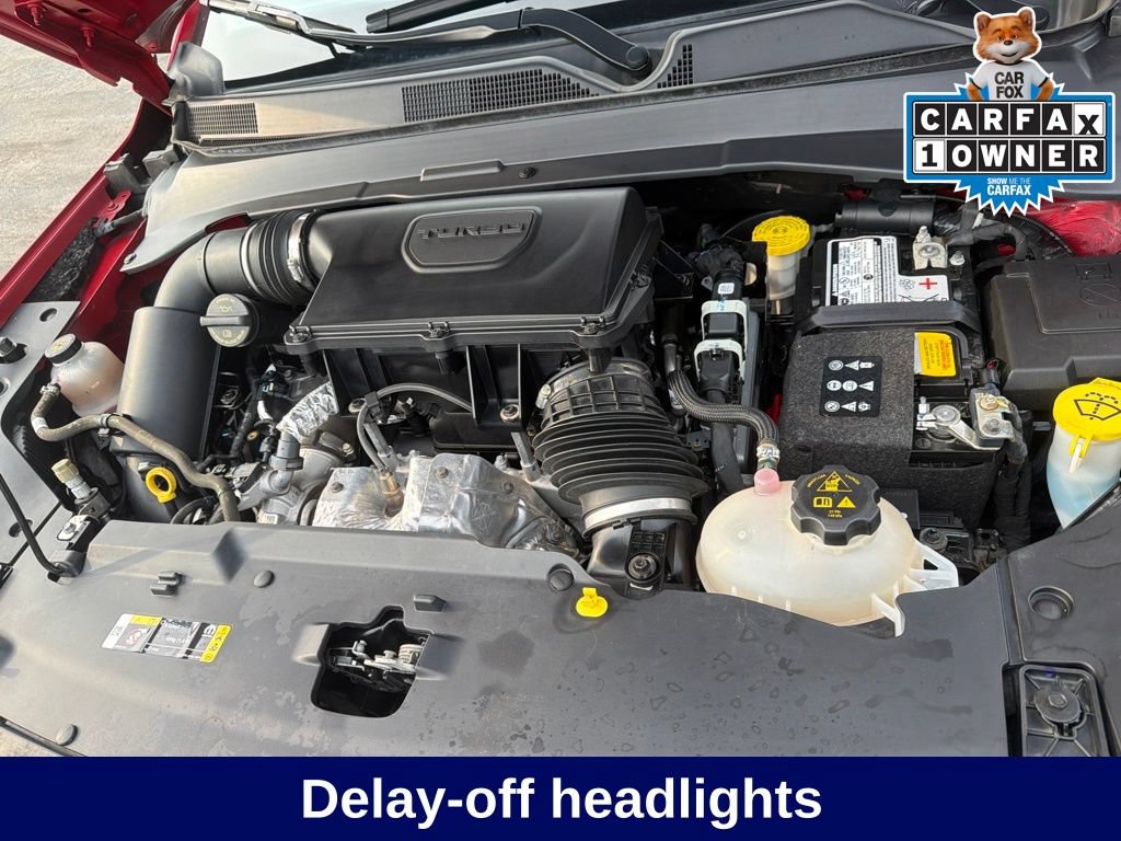 Used 2024 Jeep Compass Latitude AWD/4WD image 11