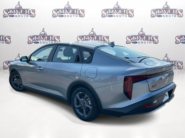 Used 2025 Kia K4 FWD image 4