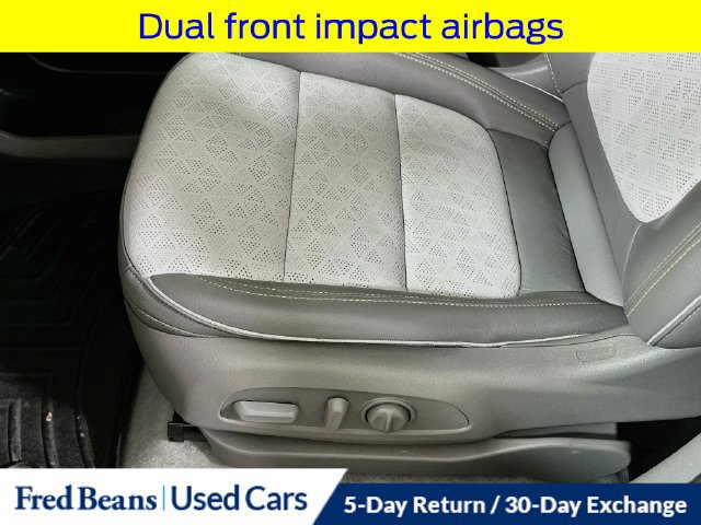 Used 2022 Chevrolet Bolt EUV Premier w/ Sun & Sound Package FWD image 24