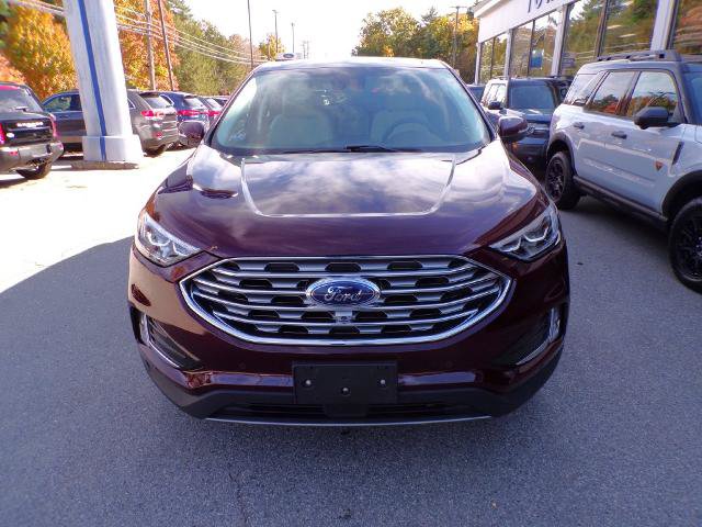 Certified 2022 Ford Edge Titanium w/ Equipment Group 301A AWD/4WD image 2