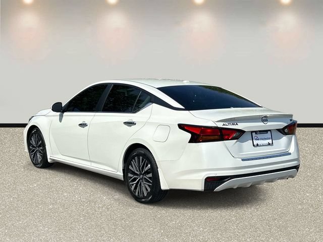 Used 2023 Nissan Altima 2.5 SV FWD image 7
