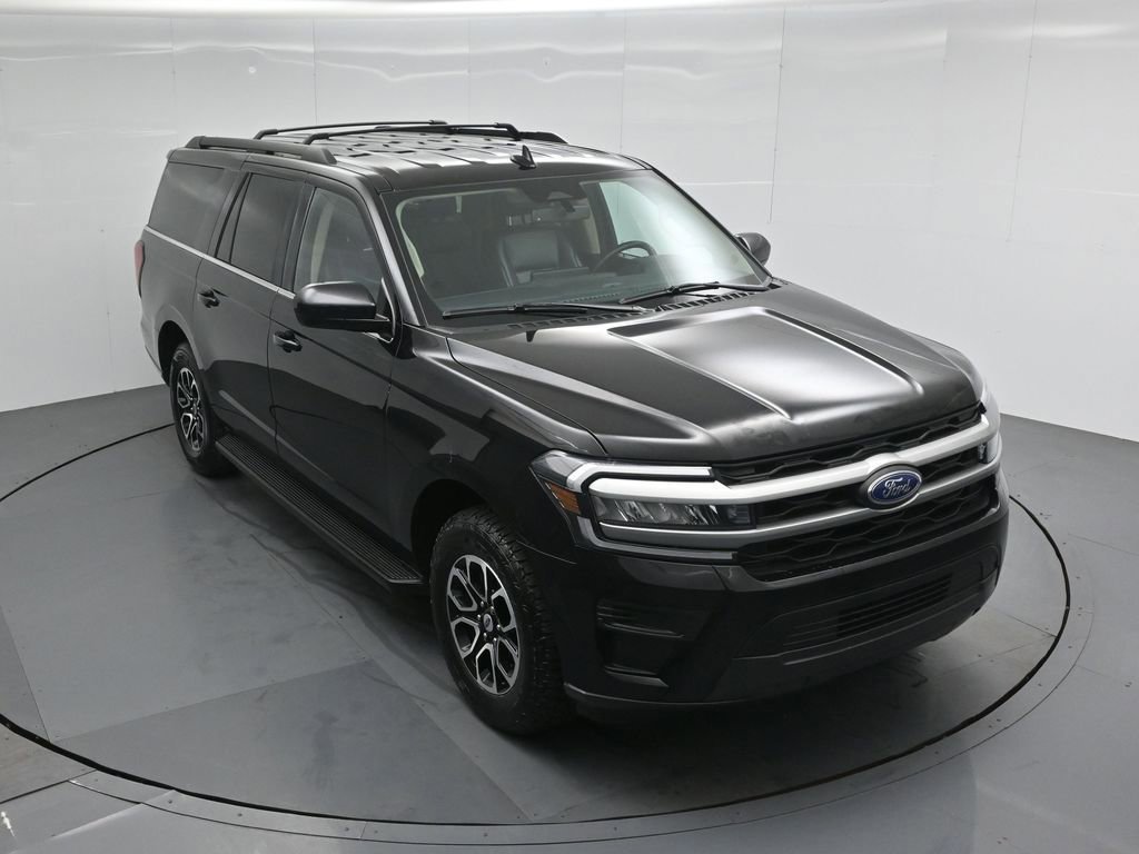 Certified 2024 Ford Expedition Max XLT image 4