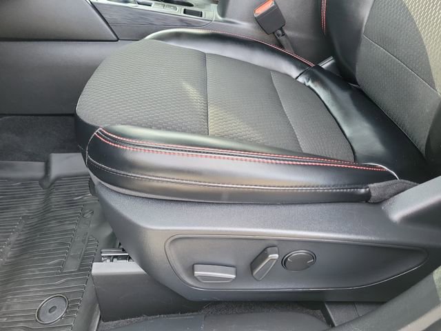 Certified 2024 Ford Escape ST-Line Select w/ Tech Pack #2 image 21