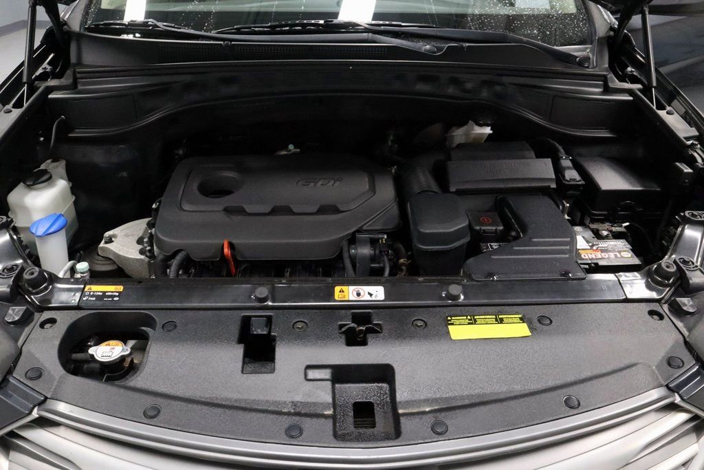 Used 2017 Hyundai Santa Fe Sport image 17