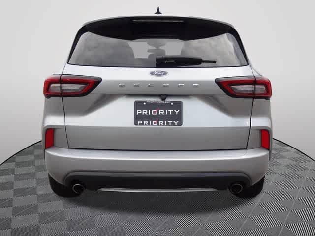 Certified 2024 Ford Escape ST-Line FWD image 3