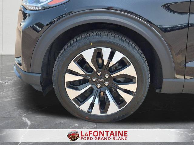 Certified 2025 Ford Explorer Platinum w/ LUX Leather Package AWD/4WD image 36