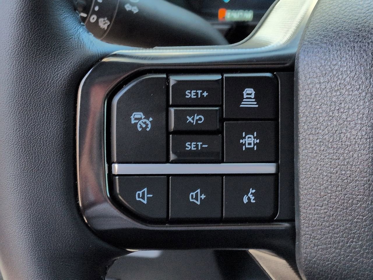 Certified 2026 Ford F250 Platinum w/ Tremor Off-Road Package image 24