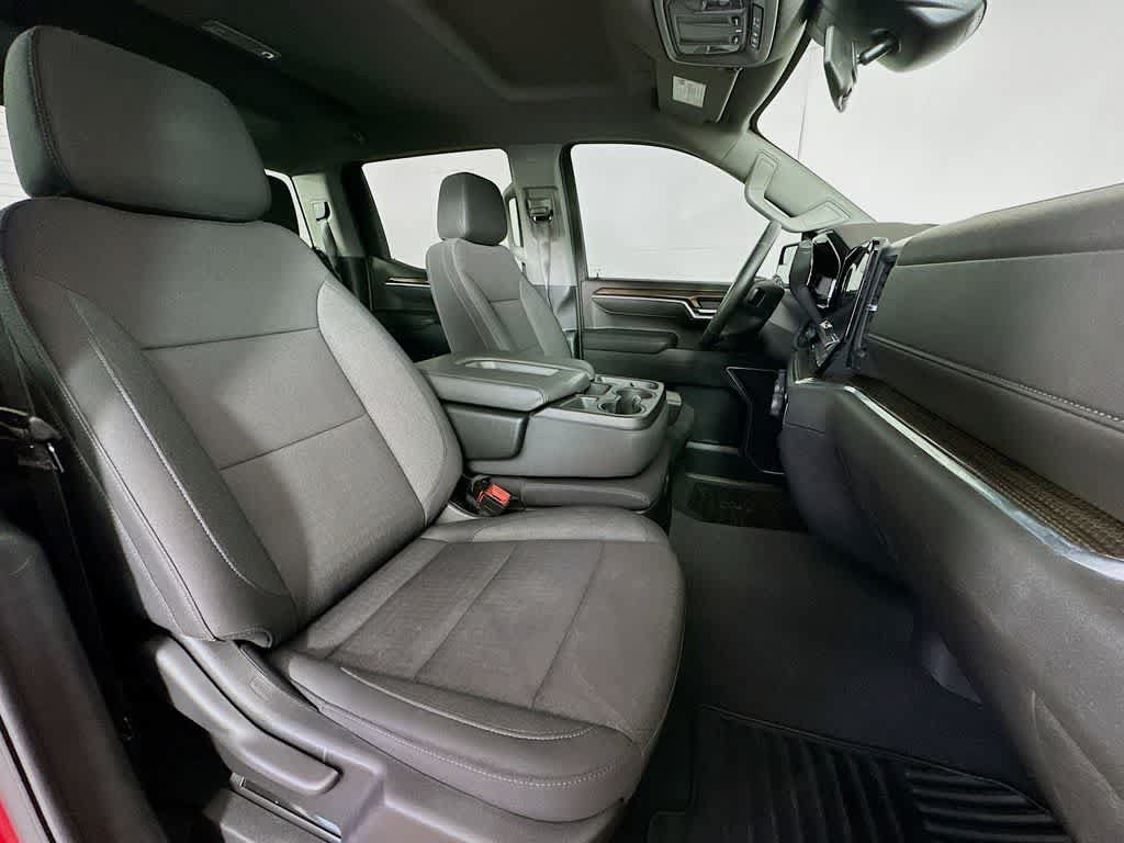 Used 2025 Chevrolet Silverado 1500 LT AWD/4WD image 15