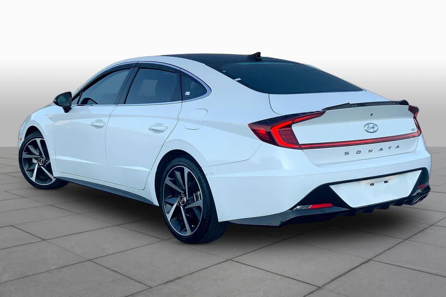 Used 2022 Hyundai Sonata SEL Plus w/ Cargo Package FWD image 11