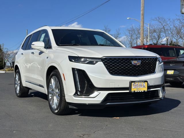 Used 2023 Cadillac XT6 Premium Luxury w/ Technology Package image 8