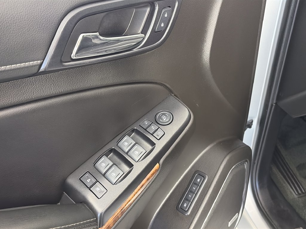 Used 2019 Chevrolet Tahoe Premier AWD/4WD image 25