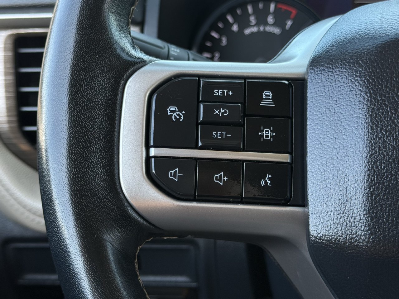 Certified 2024 Ford Expedition Max Limited RWD image 13