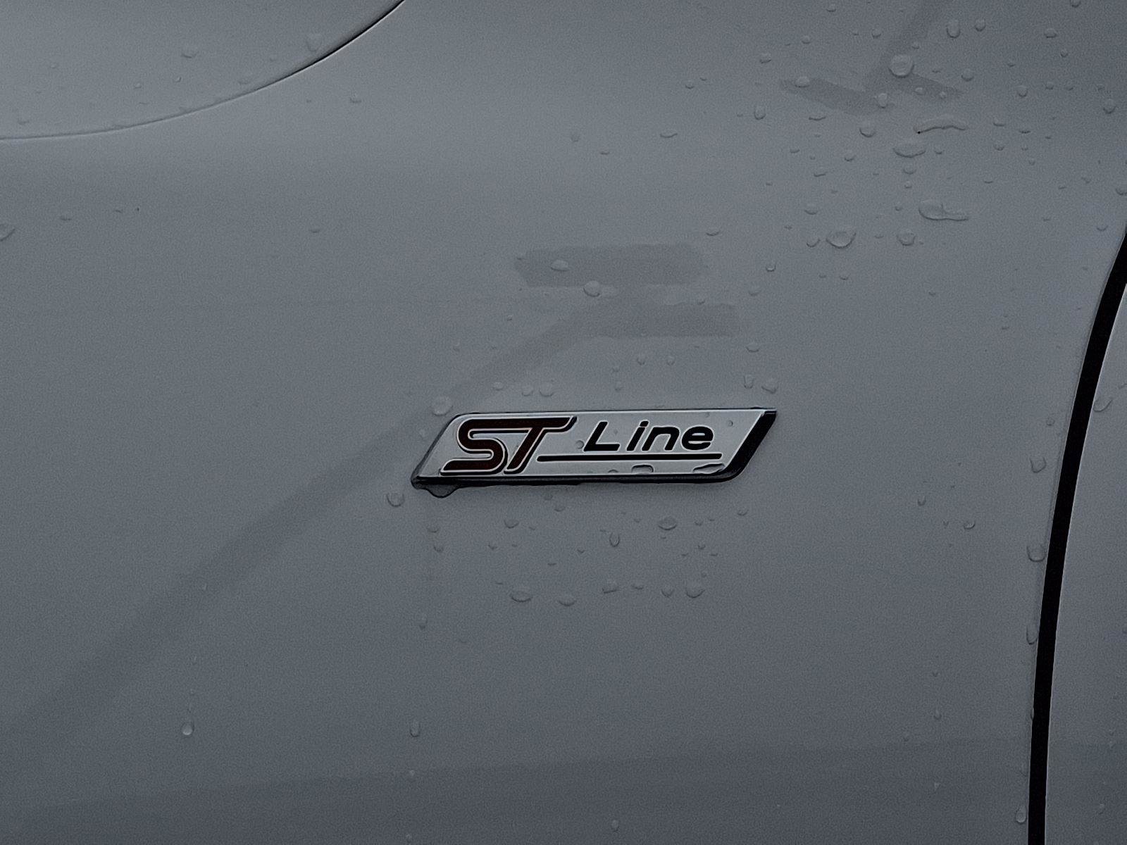 Certified 2023 Ford Escape ST-Line Select w/ Tech Pack #1 image 31