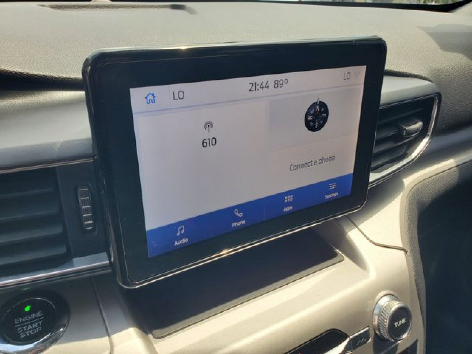 Certified 2020 Ford Explorer XLT w/ Equipment Group 202A RWD image 21