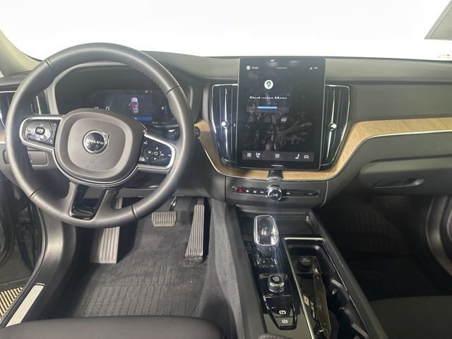 Used 2026 Volvo XC60 B5 Plus w/ Climate Package image 15