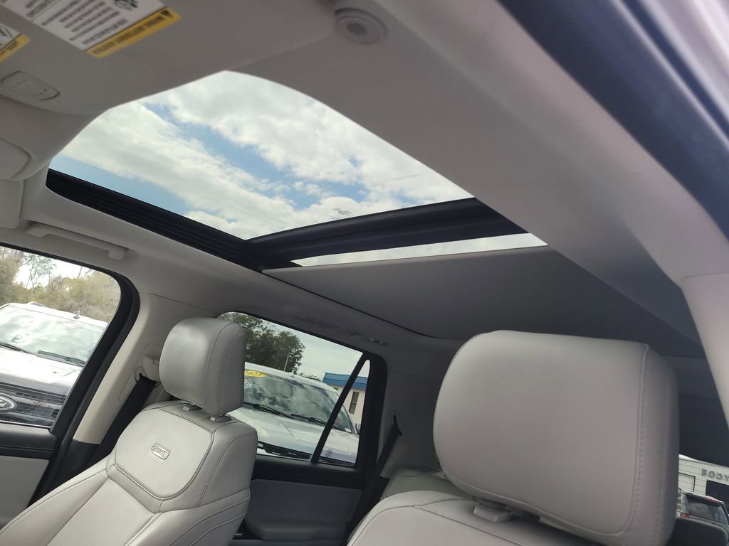 Certified 2025 Ford Expedition Platinum image 22