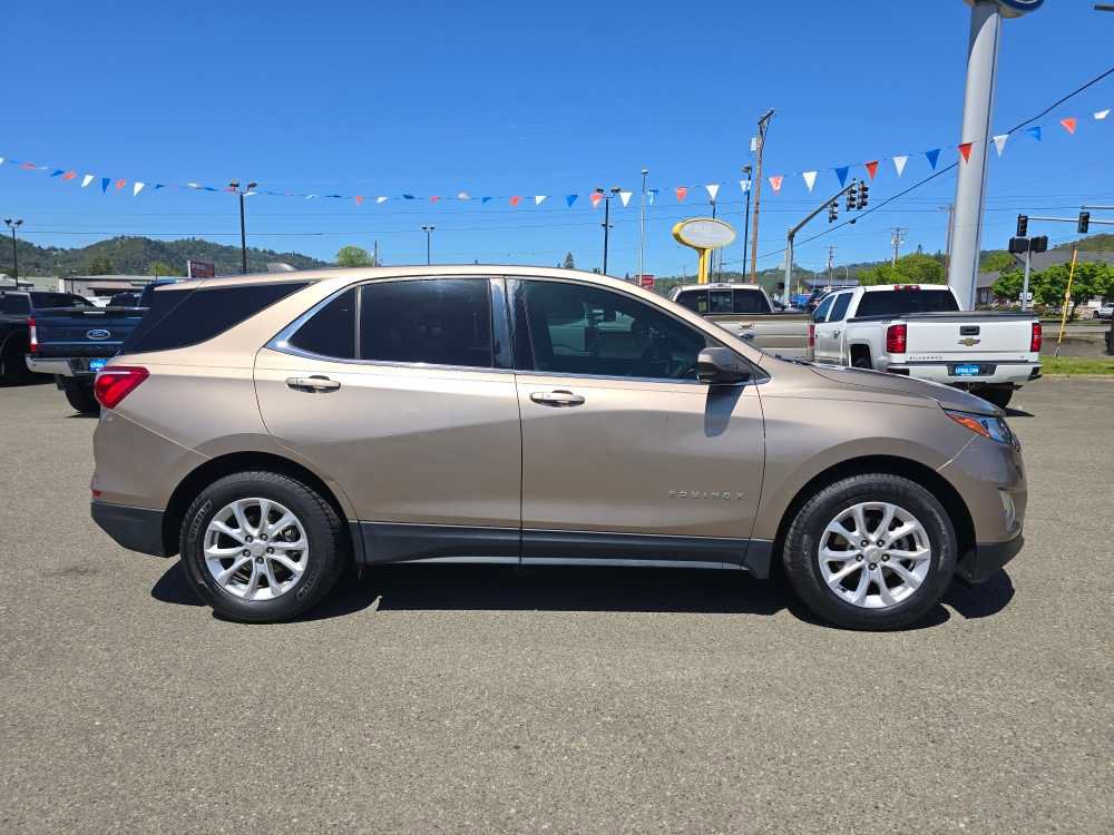 Used 2018 Chevrolet Equinox LT FWD image 6