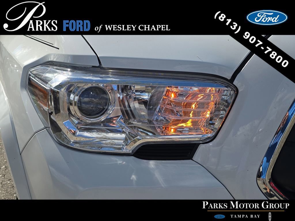 Used 2023 Toyota Tacoma SR5 w/ Technology Package image 6