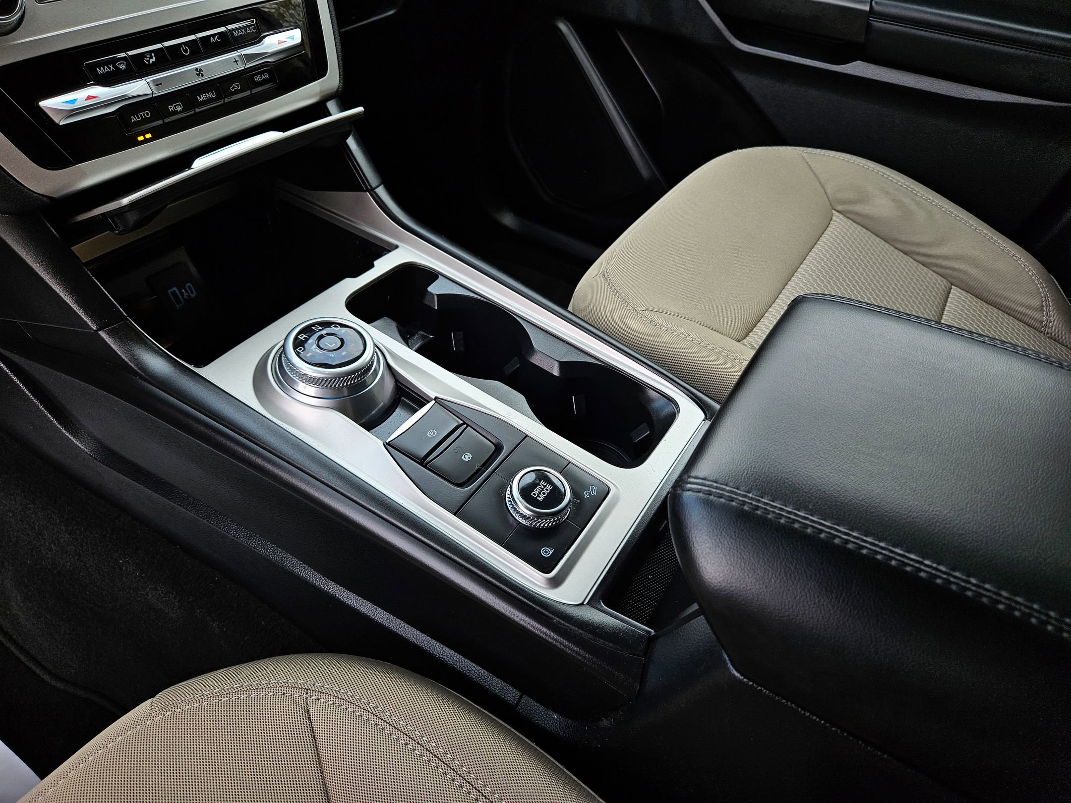 Certified 2022 Ford Explorer 4WD image 13