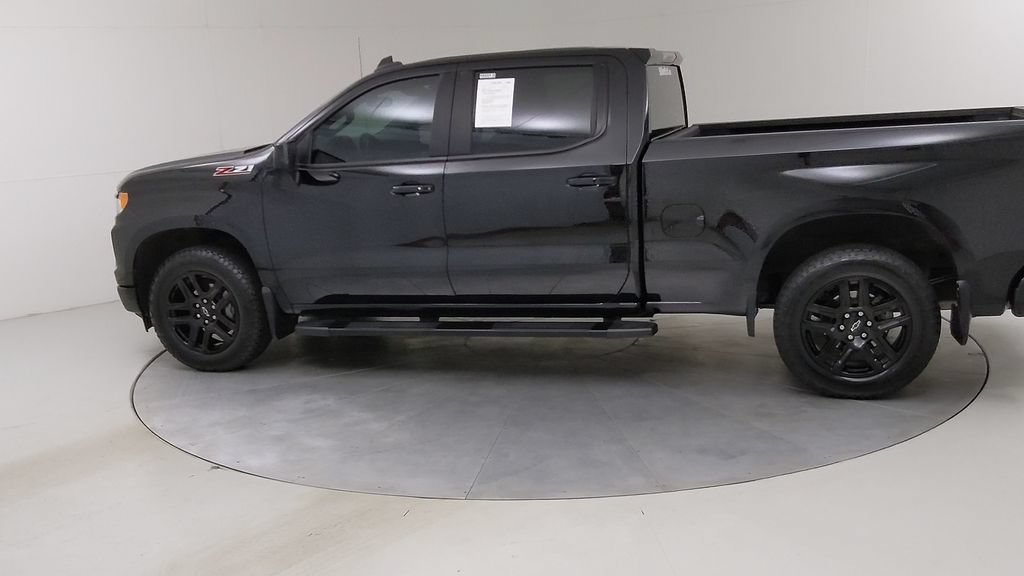 Used 2024 Chevrolet Silverado 1500 RST w/ Z71 Off-Road Package AWD/4WD image 17