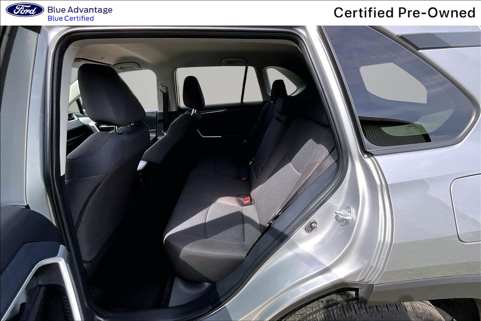Used 2025 Toyota RAV4 LE AWD/4WD image 18