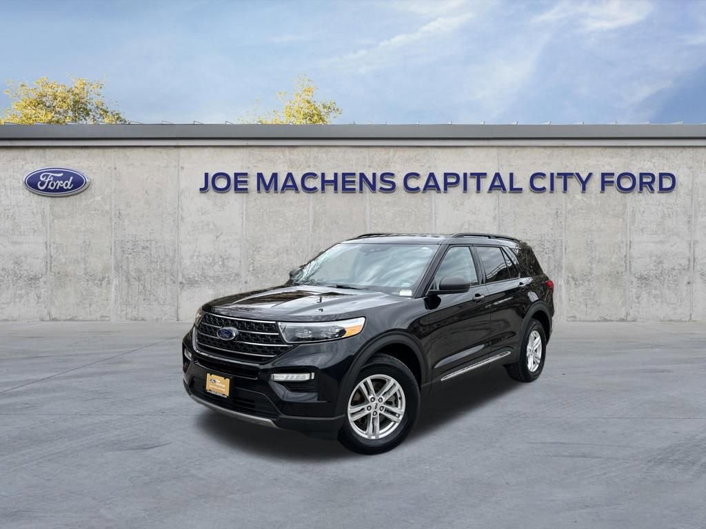 Certified 2023 Ford Explorer XLT w/ Equipment Group 202A AWD/4WD image 2