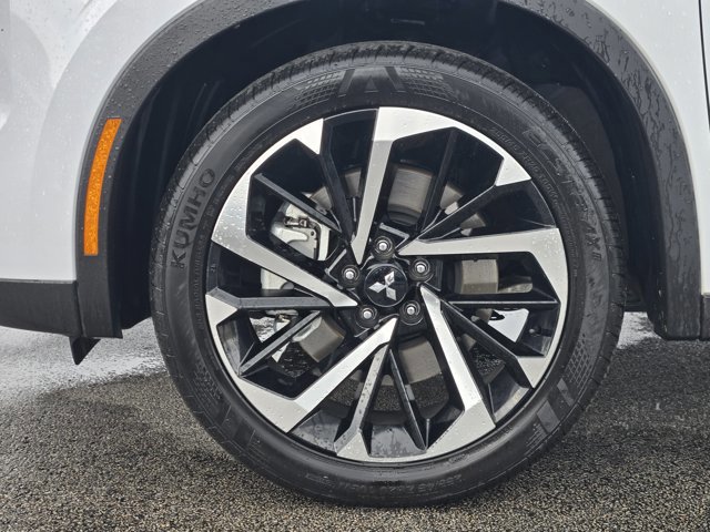 Used 2024 Mitsubishi Outlander SE FWD image 10