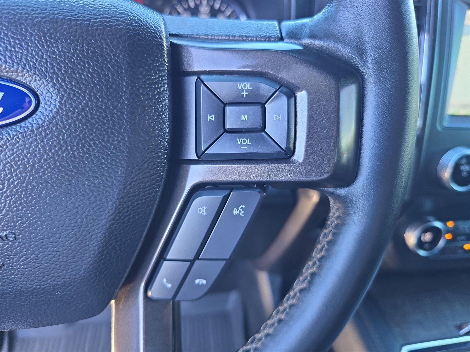 Certified 2021 Ford Expedition Limited image 23