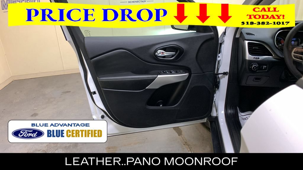 Used 2022 Jeep Cherokee Latitude w/ Sun & Sound Group AWD/4WD image 22