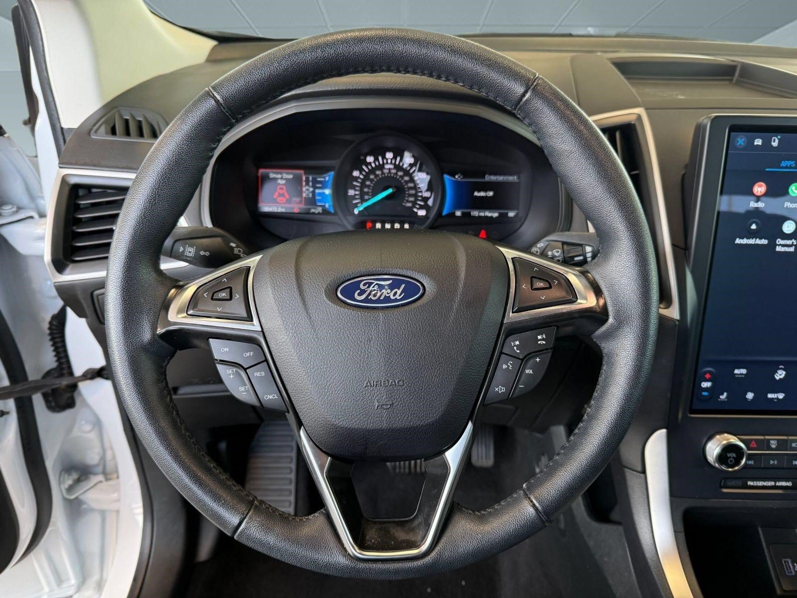 Certified 2024 Ford Edge SEL w/ Sport Appearance Package AWD/4WD image 11