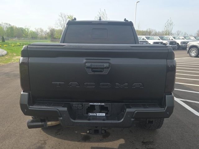 Used 2024 Toyota Tacoma SR5 image 9