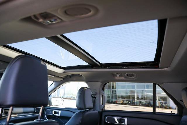 Certified 2021 Ford Explorer XLT w/ Equipment Group 202A image 26