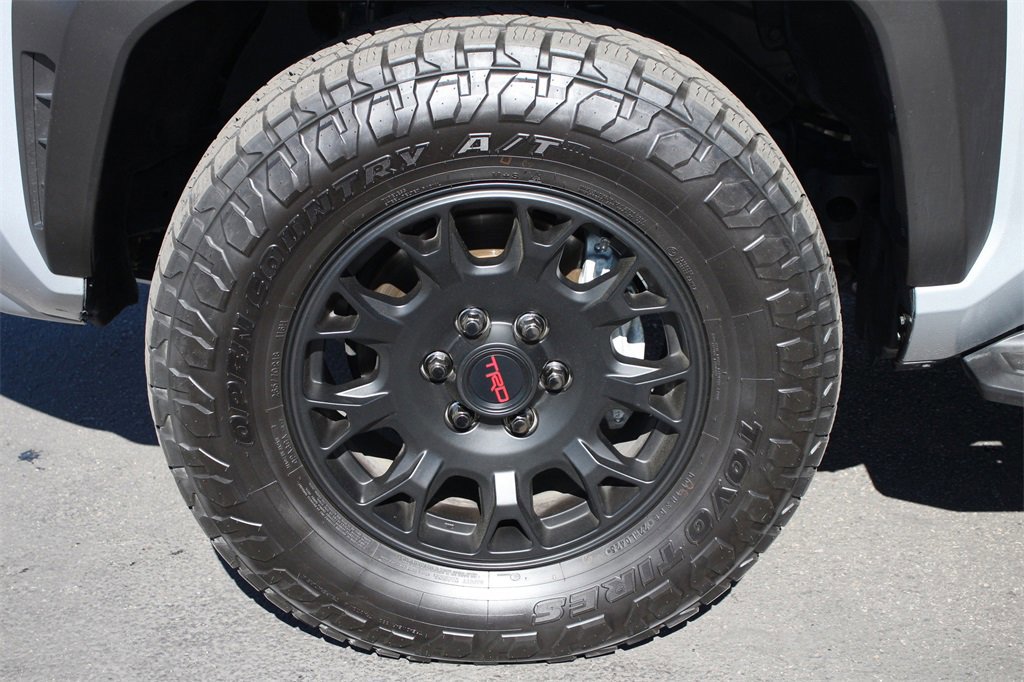 Used 2025 Toyota 4Runner TRD Off-Road Premium w/ Tow Technology Package image 14