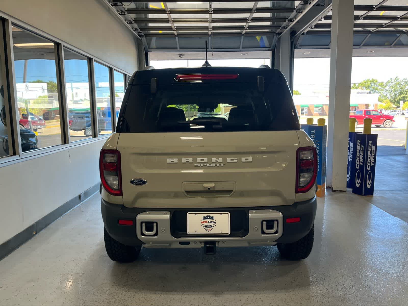Certified 2025 Ford Bronco Sport Badlands w/ Sasquatch Badlands Package AWD/4WD image 11