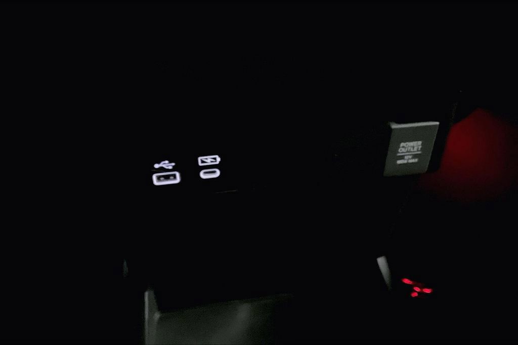 Used 2025 Honda Odyssey Sport-L image 32