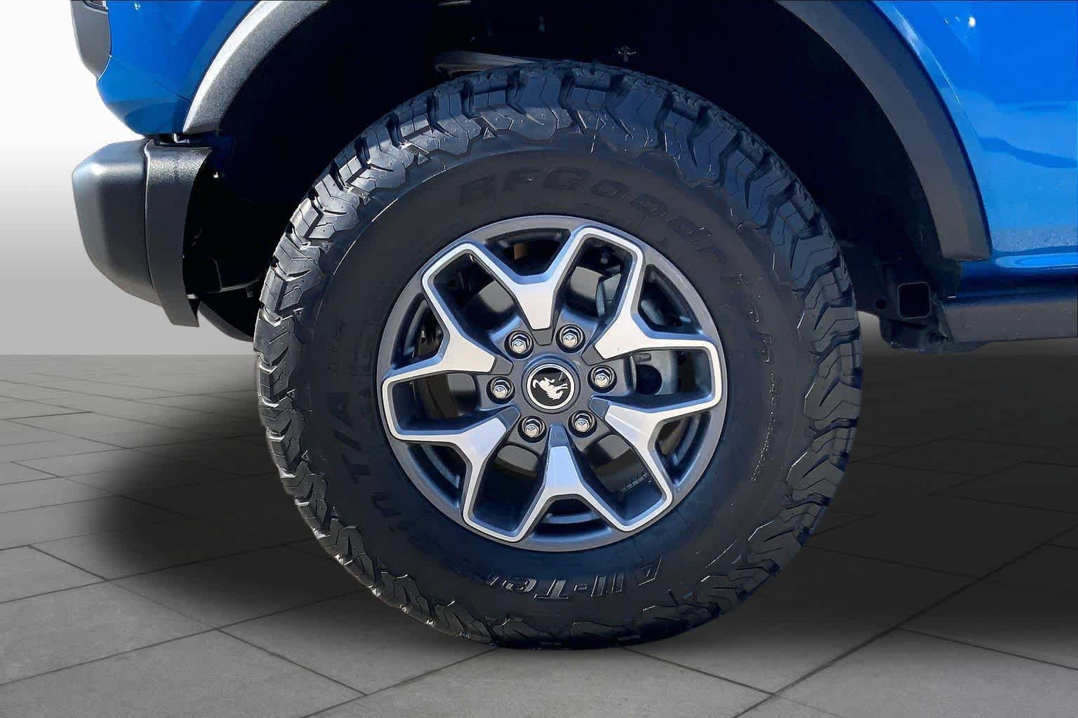 Certified 2025 Ford Bronco Badlands AWD/4WD image 11