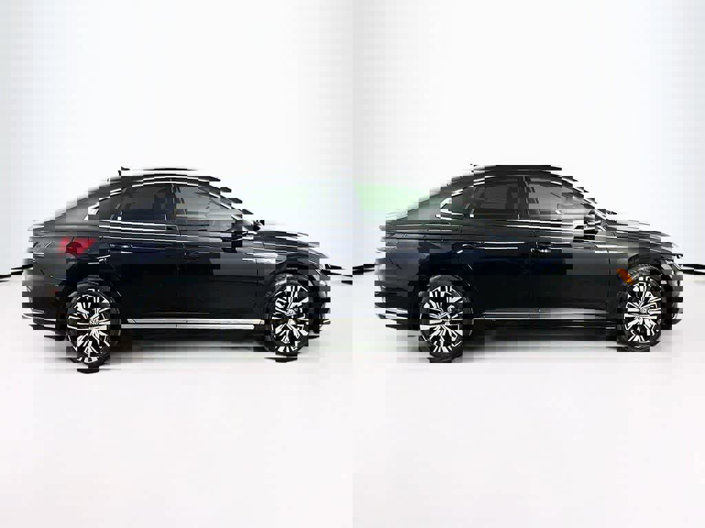 Used 2021 Volkswagen Arteon SE image 6