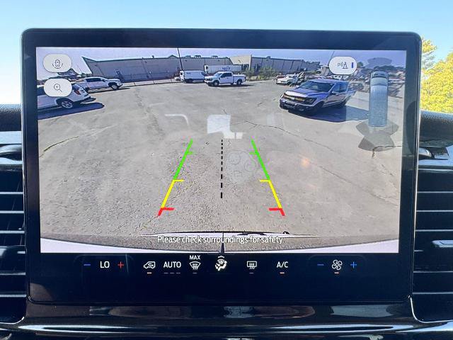 Certified 2024 Ford Transit 350 XLT RWD image 29